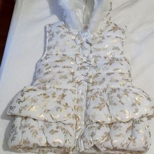 Little Lass Girl 3 PC White Puffer Vest Pink Shirt Dark Gray Leggings 10/12